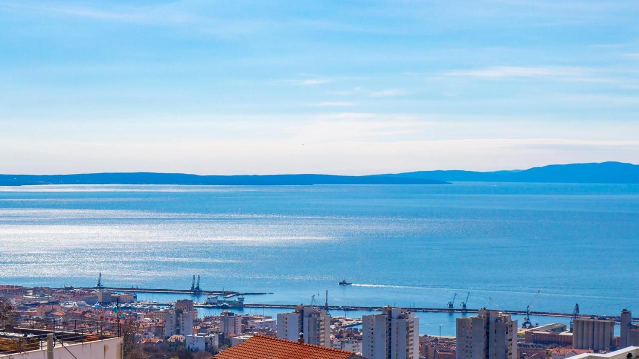 Apartman Iris 2 -Rijeka Leilighet Eksteriør bilde