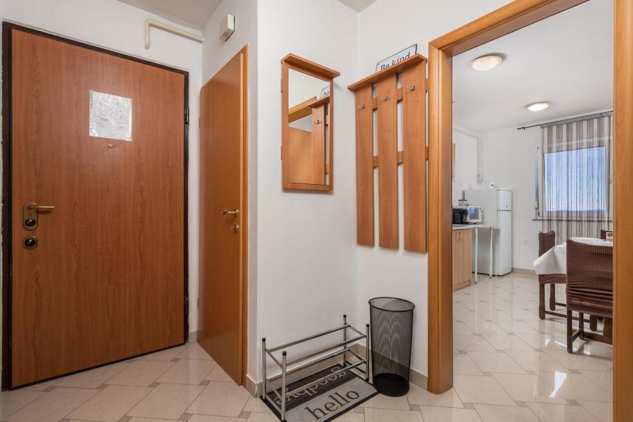 Apartman Iris 2 -Rijeka Leilighet Eksteriør bilde