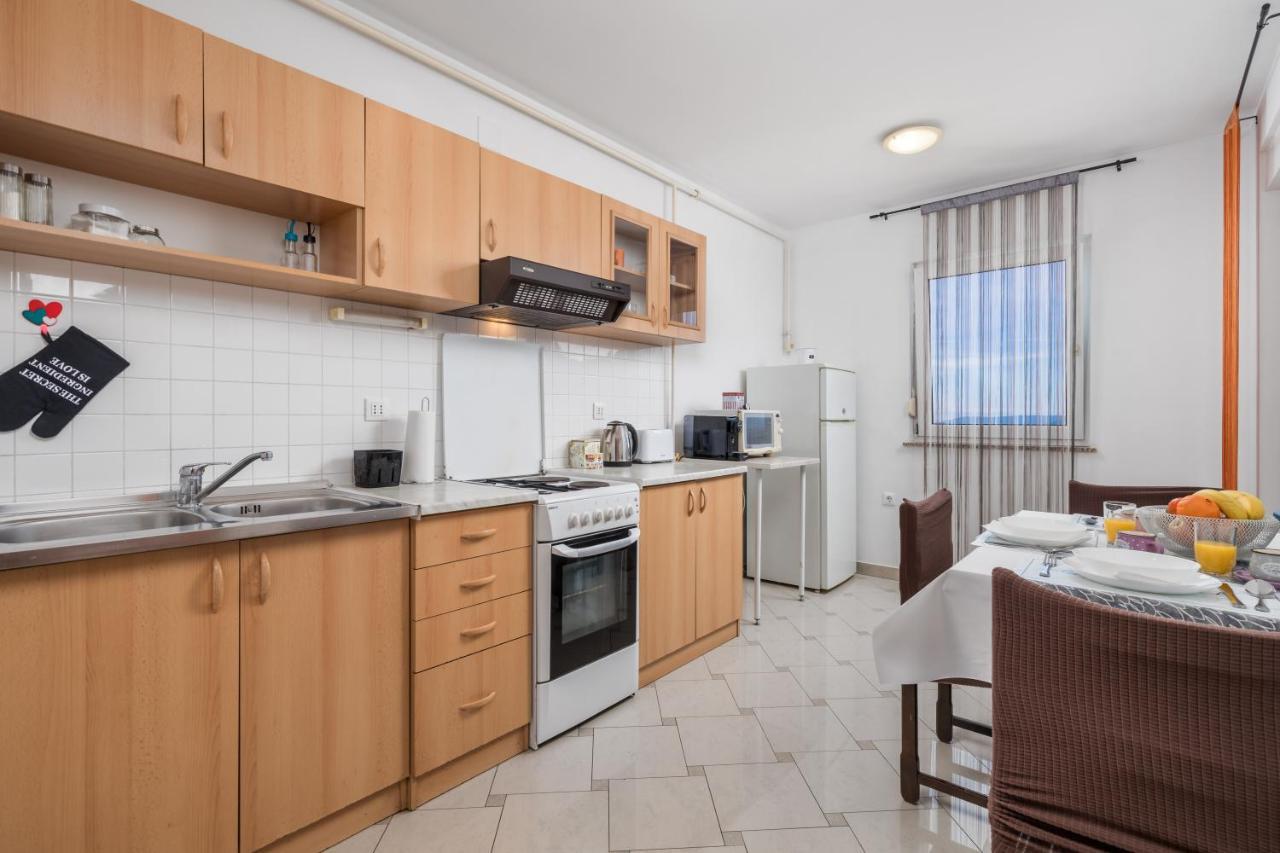 Apartman Iris 2 -Rijeka Leilighet Eksteriør bilde