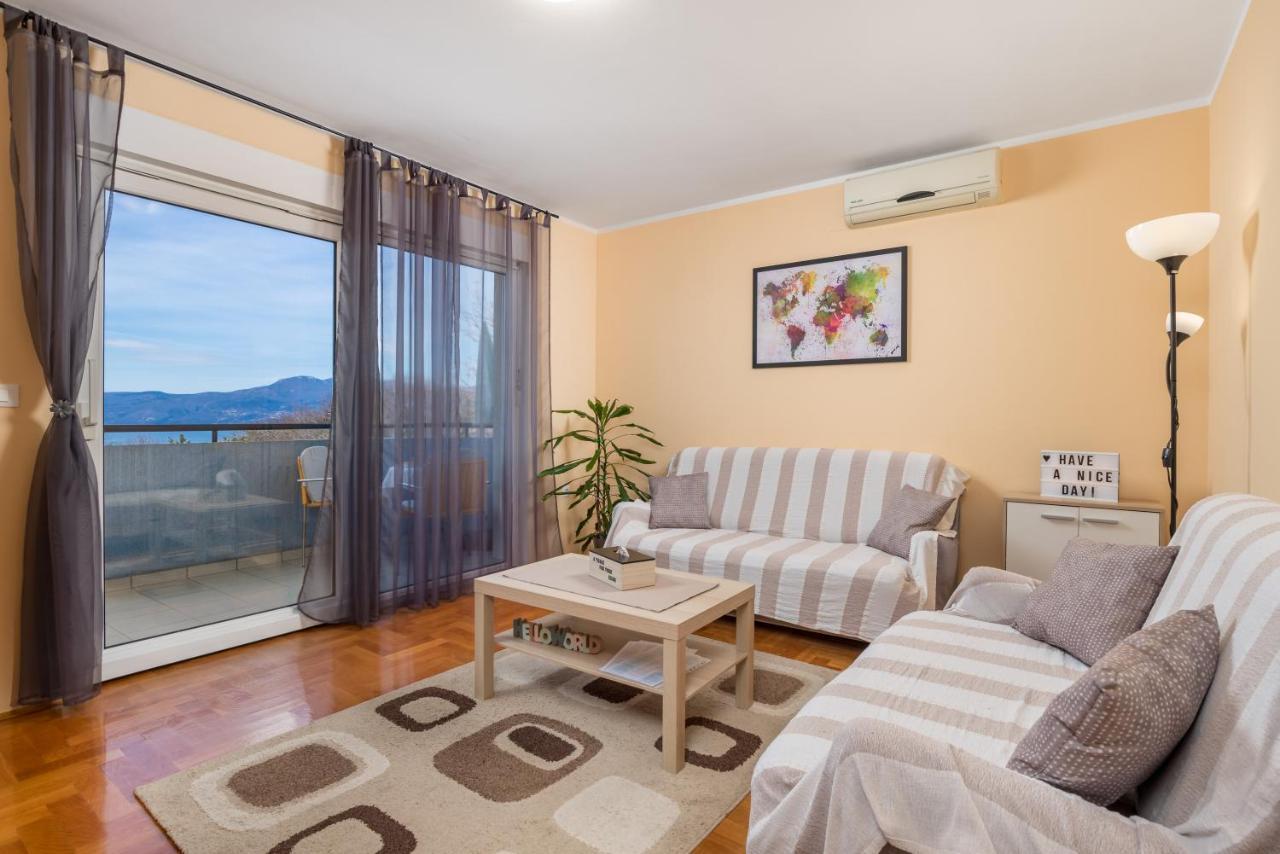 Apartman Iris 2 -Rijeka Leilighet Eksteriør bilde